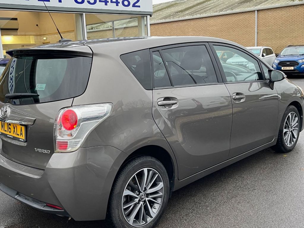 Used Toyota Verso 2016 for sale - 76782859: Photo 6