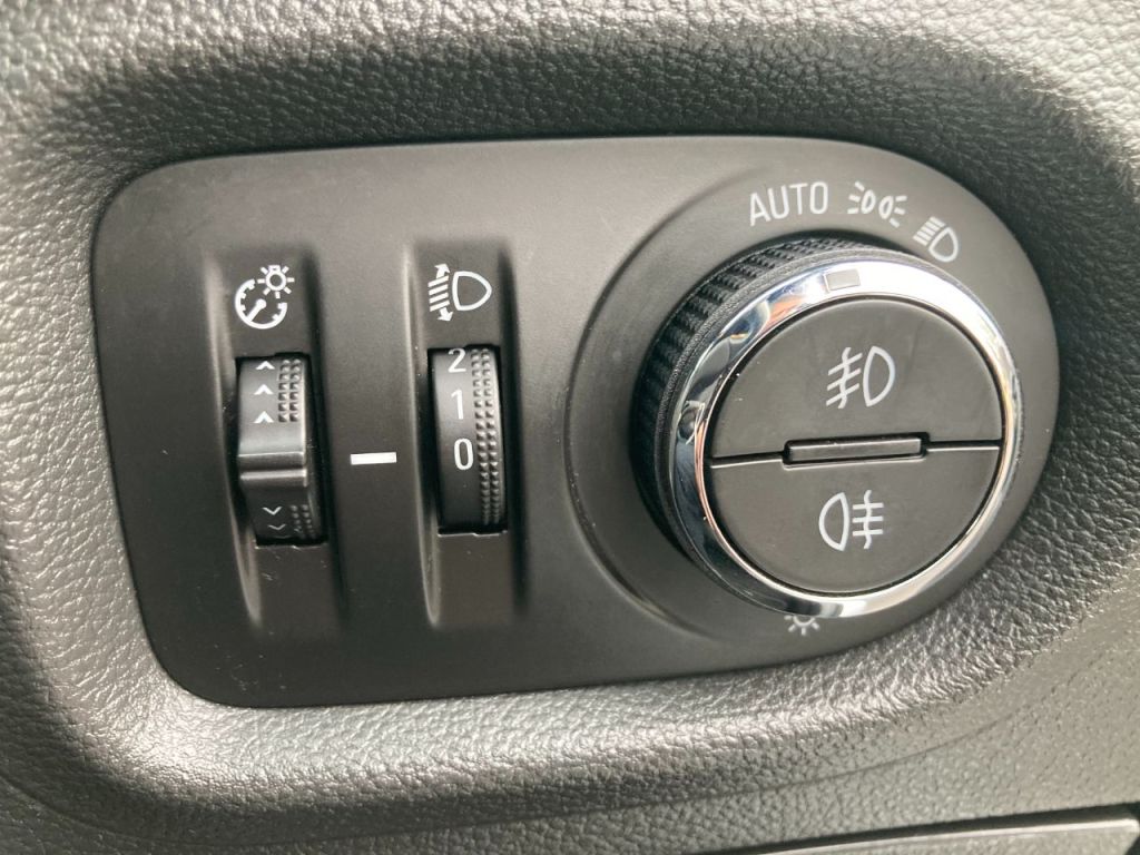 Used Vauxhall Astra 2016 for sale - 77138809: Photo 9