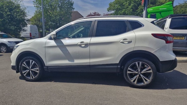 Used Nissan Qashqai 2018 for sale - 74942085: Photo 6