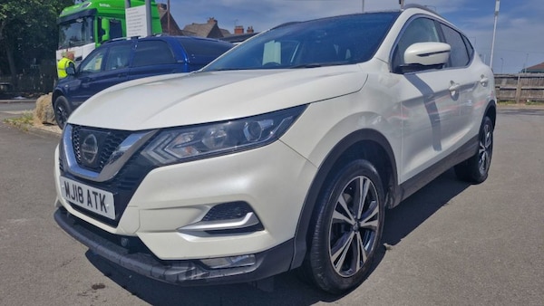 Used Nissan Qashqai 2018 for sale - 74942085: Photo 8