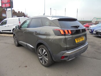 Used Peugeot 3008 2018 for sale - 76782857: Photo