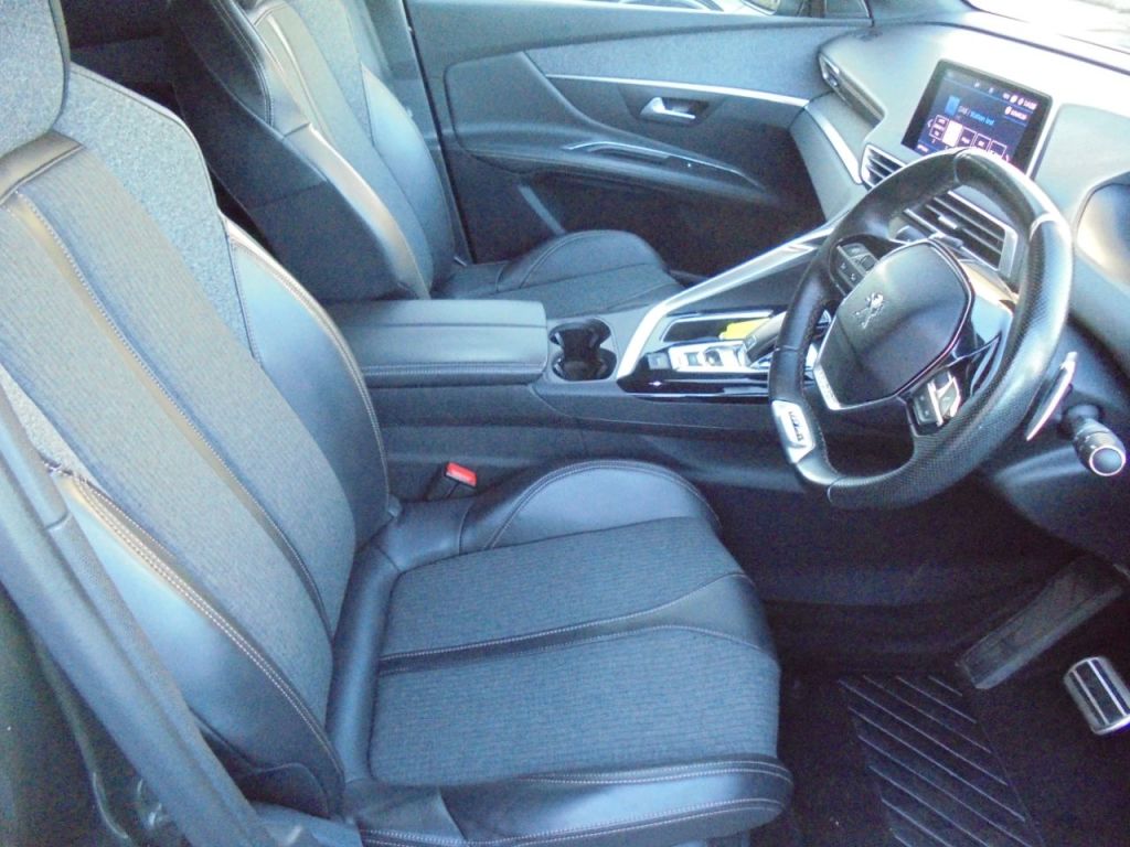 Used Peugeot 3008 2018 for sale - 76782857: Photo 7