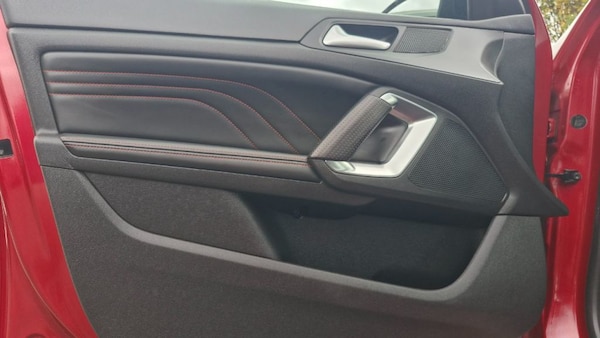 Used Peugeot 308 2016 for sale - 76197145: Photo 20