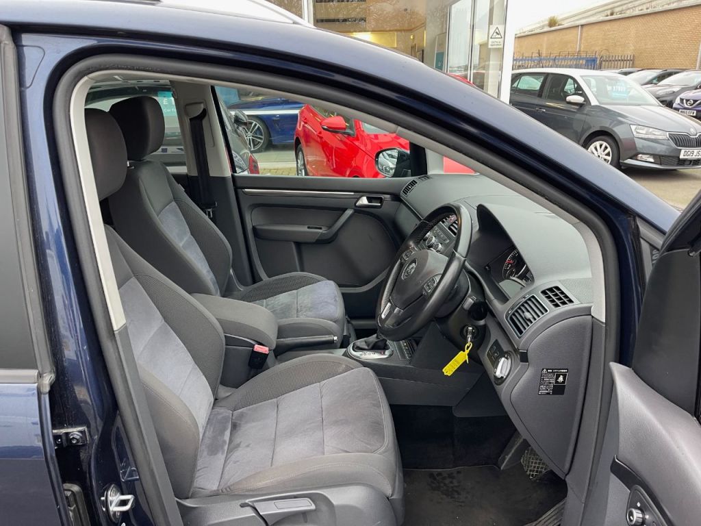 Used Volkswagen Touran 2025 for sale - 77341147: Photo 10