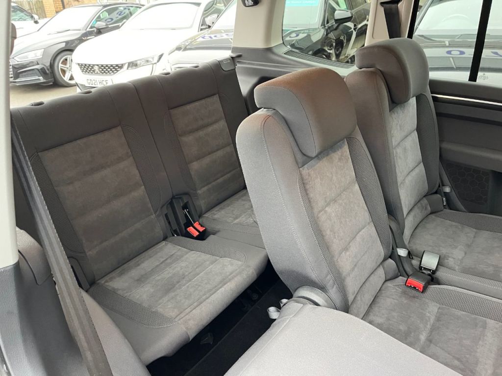 Used Volkswagen Touran 2025 for sale - 77341147: Photo 12