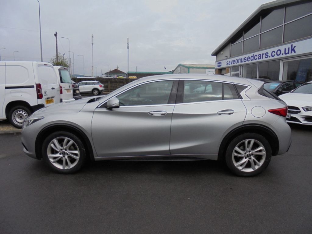 Used Infiniti Q30 2017 for sale - 78043841: Photo 1