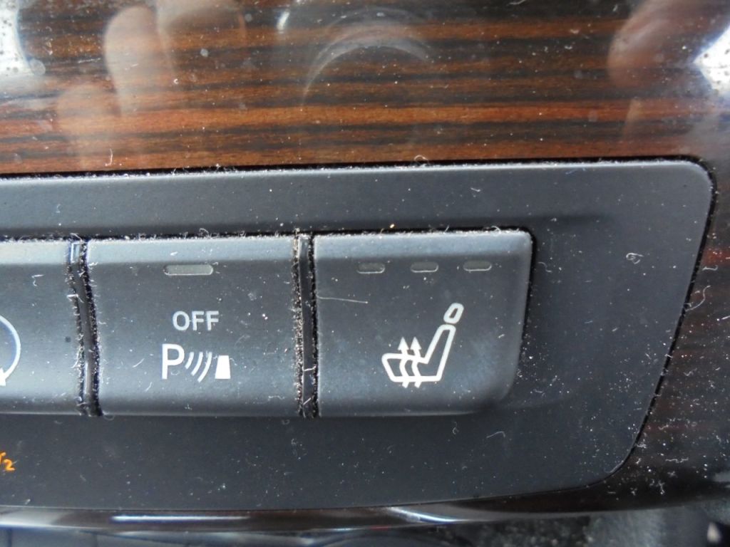 Used Infiniti Q30 2017 for sale - 78043841: Photo 12