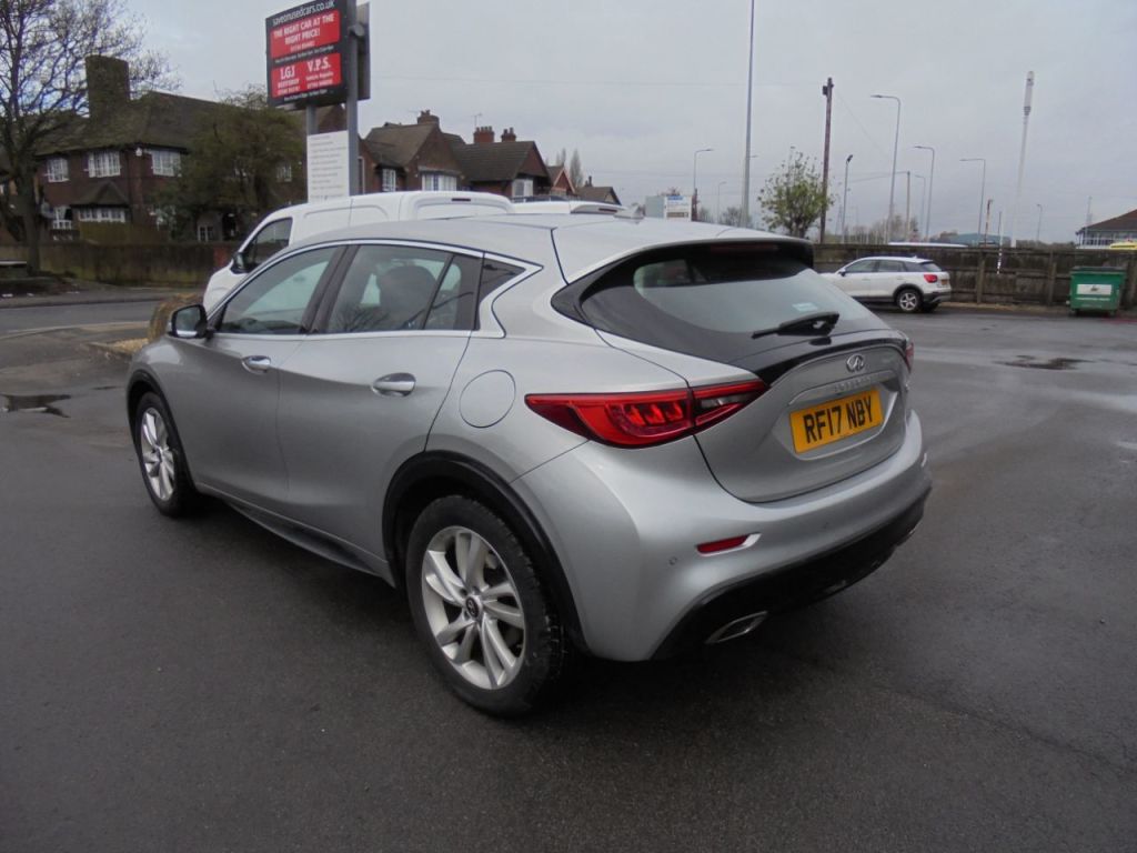 Used Infiniti Q30 2017 for sale - 78043841: Photo 3