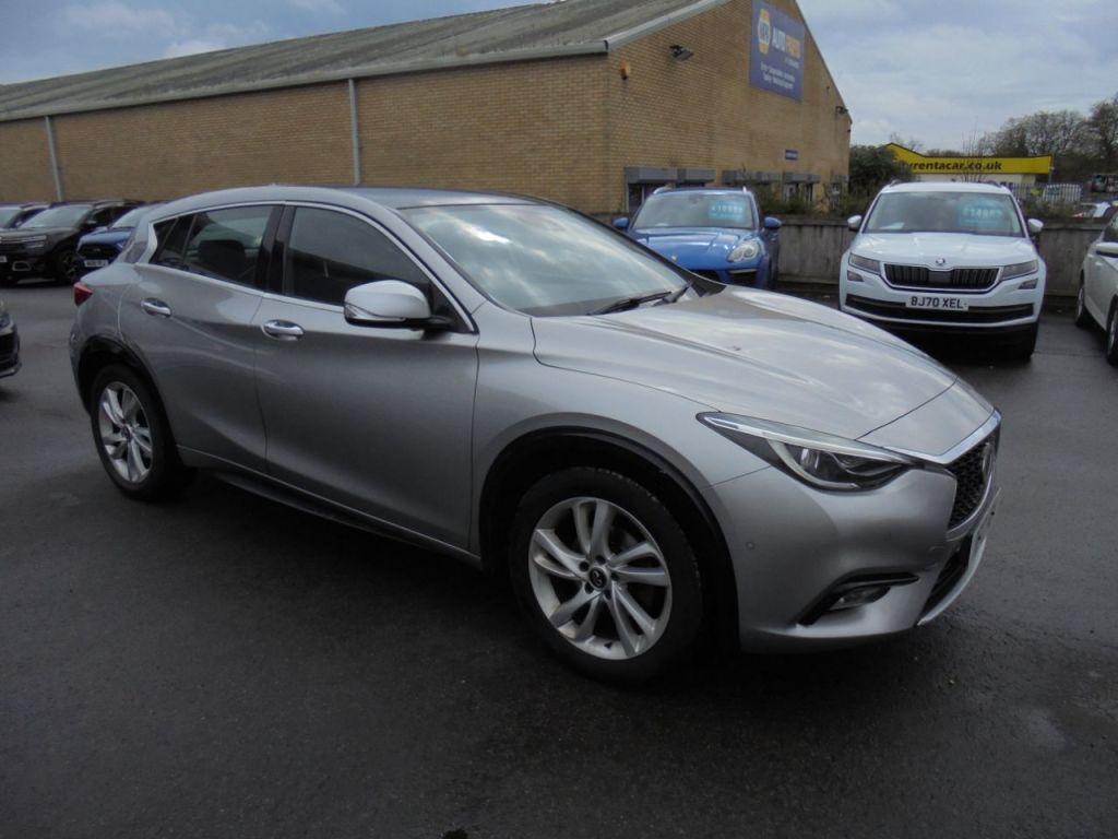 Used Infiniti Q30 2017 for sale - 78043841: Photo 5