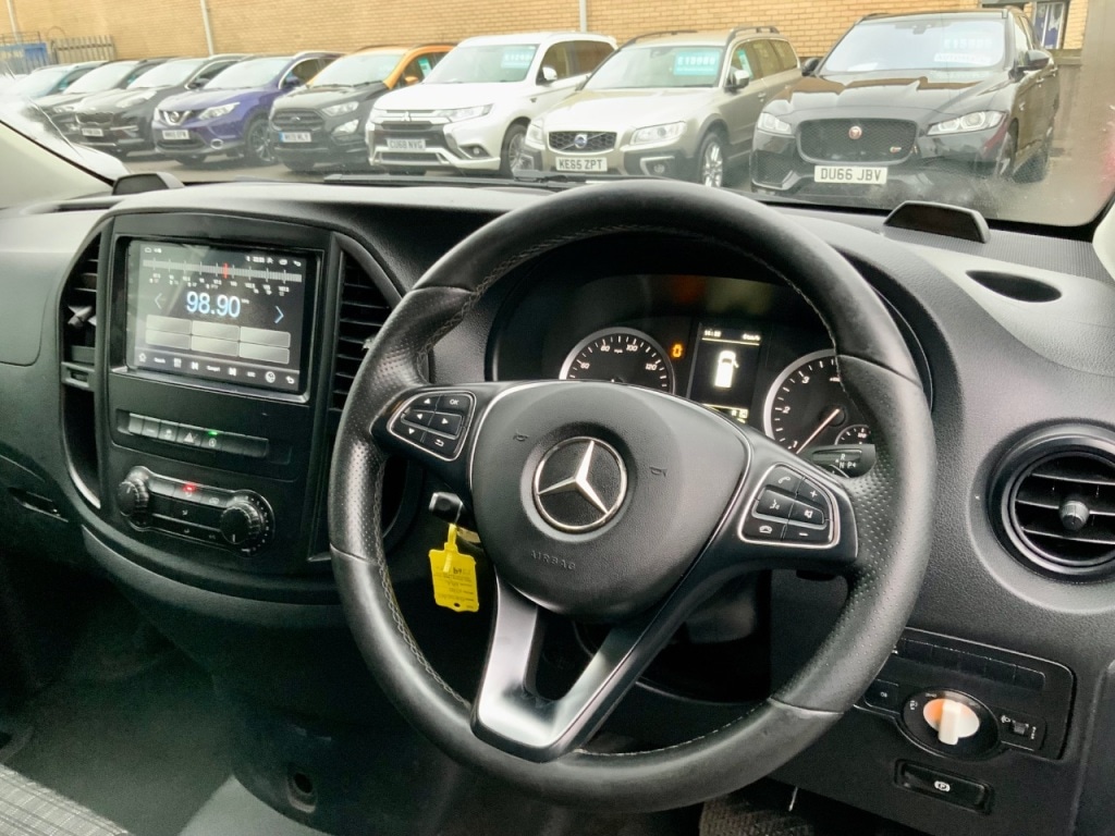 Used Mercedes-Benz Vito 2019 for sale - 77301542: Photo 9