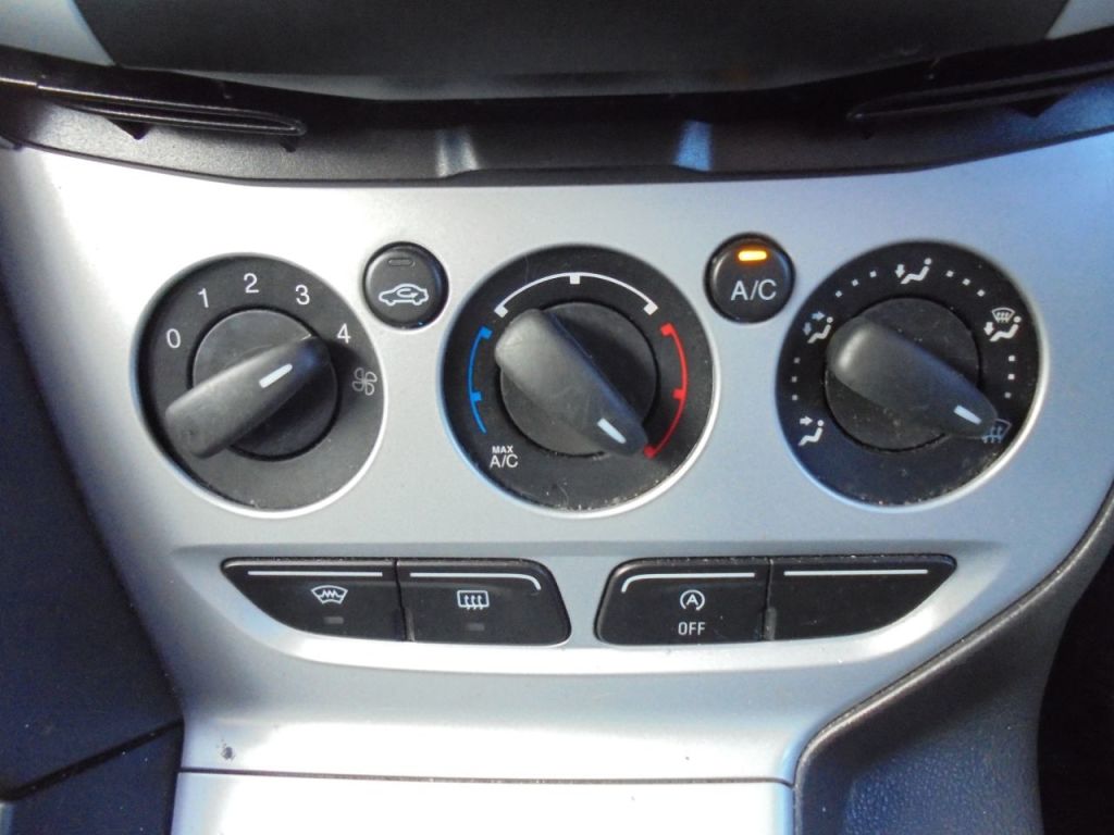 Used Ford Focus 2014 for sale - 76603813: Photo 11