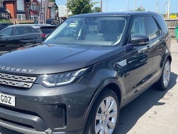 Used Land Rover Discovery 2017 for sale - 78792657: Photo