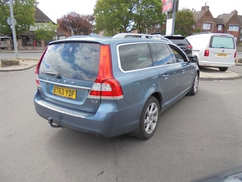 Used Volvo V70 2013 for sale - 78597337: Photo