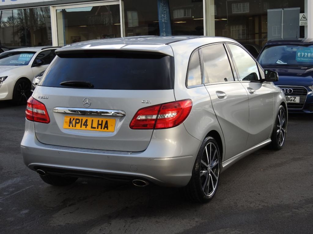 Used Mercedes-Benz B Class 2014 for sale - 77506530: Photo 11