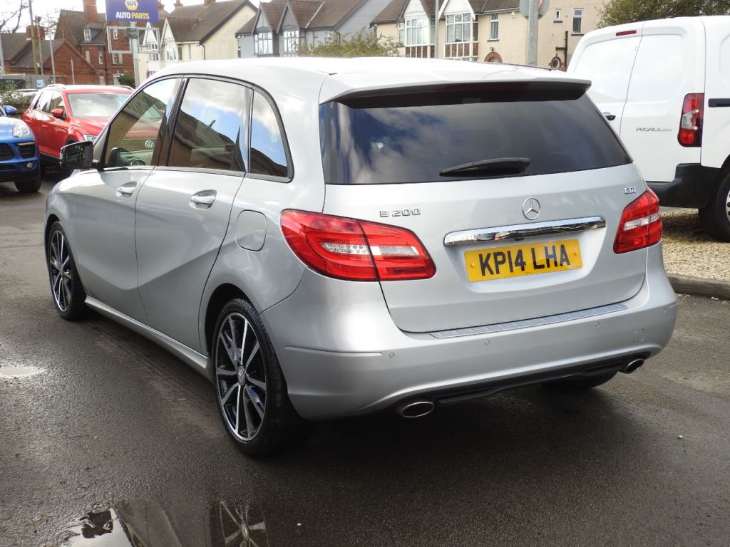 Used Mercedes-Benz B Class 2014 for sale - 77506530: Photo 9