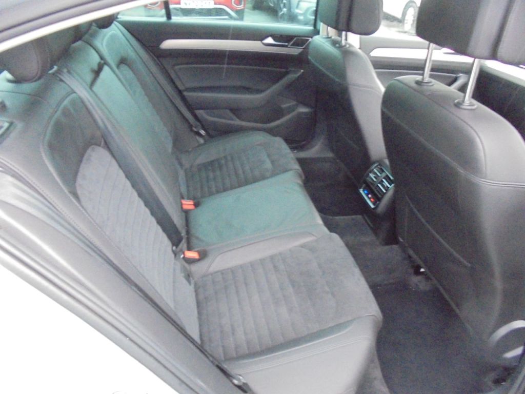 Used Volkswagen Passat 2017 for sale - 77533793: Photo 8