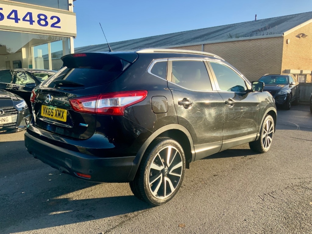 Used Nissan Qashqai 2015 for sale - 76782842: Photo 4