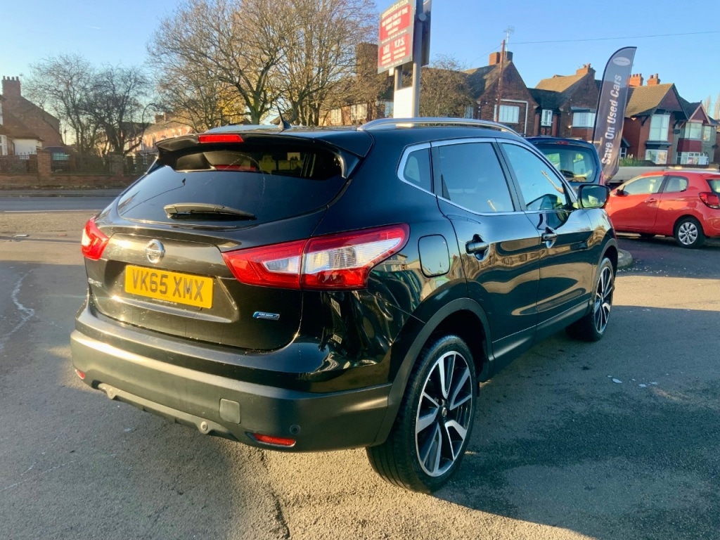 Used Nissan Qashqai 2015 for sale - 76782842: Photo 9