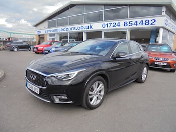 Used Infiniti Q30 2016 for sale - 75585932: Photo