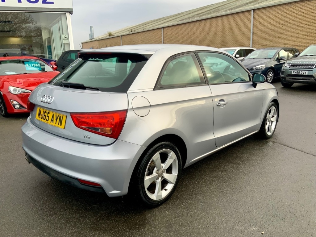 Used Audi A1 2015 for sale - 77171473: Photo 2