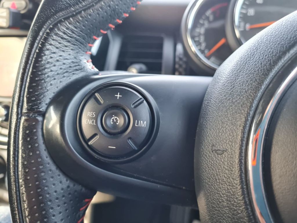 Used MINI Hatch 2018 for sale - 77679882: Photo 15