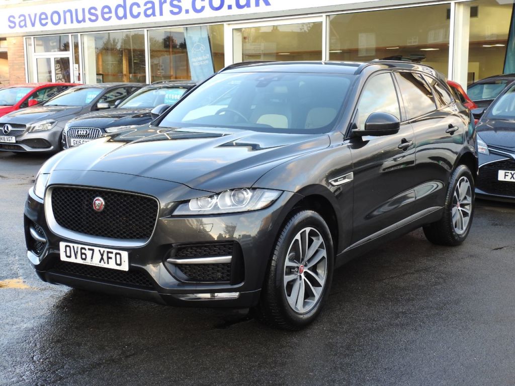 Used Jaguar F-Pace 2017 for sale - 76436445: Photo 2