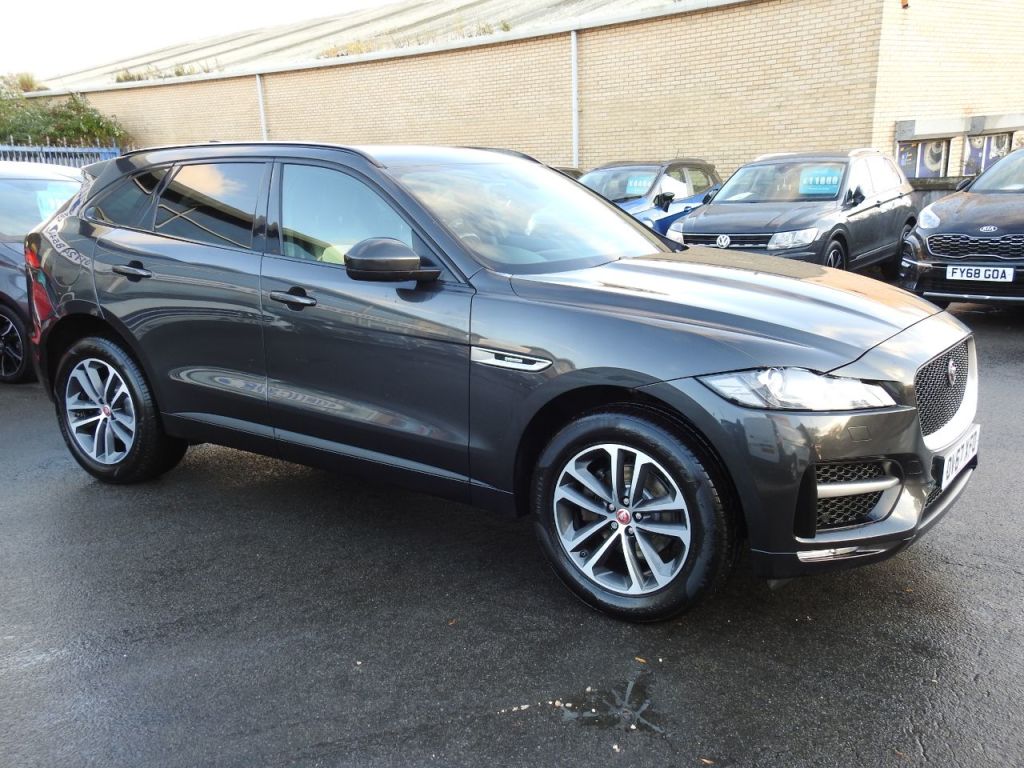 Used Jaguar F-Pace 2017 for sale - 76436445: Photo 6