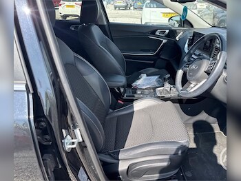 Used Kia XCeed 2020 for sale - 75727768: Photo
