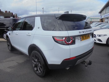Used Land Rover Discovery Sport 2019 for sale - 78805441: Photo