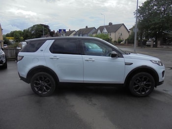 Used Land Rover Discovery Sport 2019 for sale - 78805441: Photo
