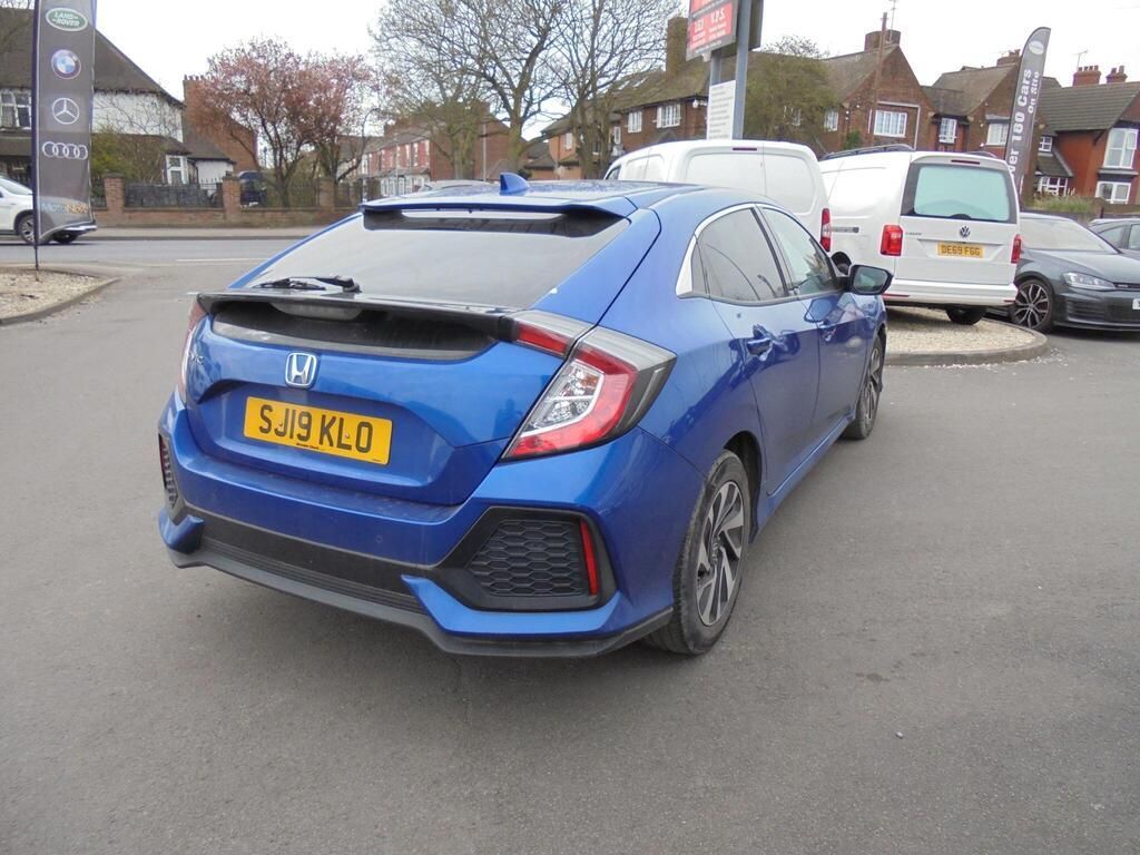 Used Honda Civic 2019 for sale - 78029657: Photo 2