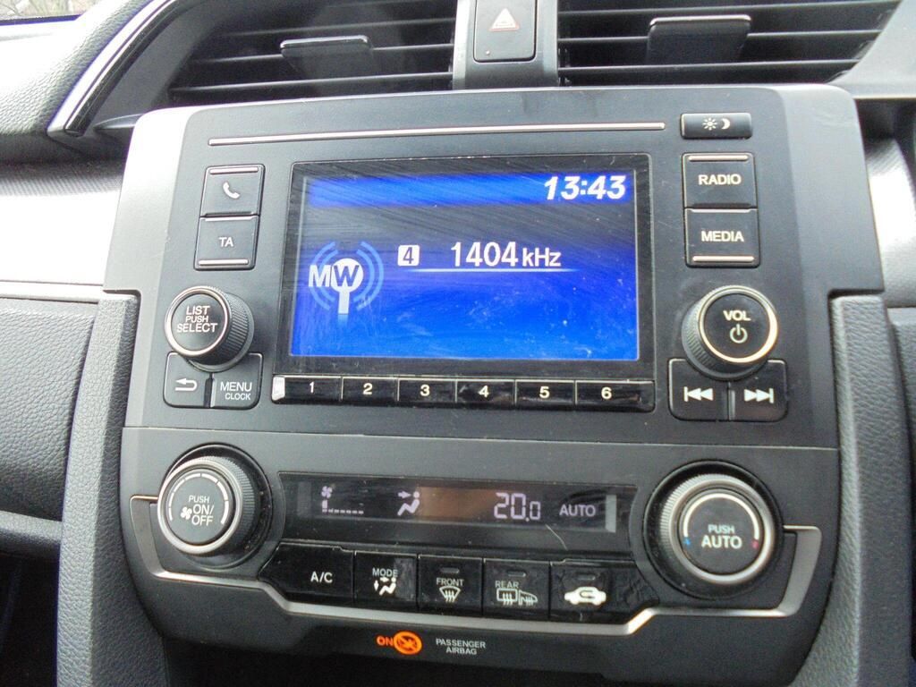 Used Honda Civic 2019 for sale - 78029657: Photo 9