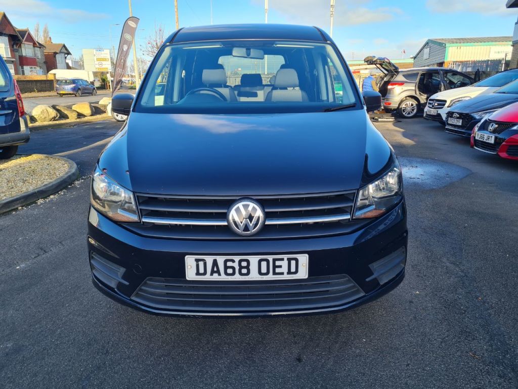 Used Volkswagen Caddy Maxi 2018 for sale - 76895930: Photo 2