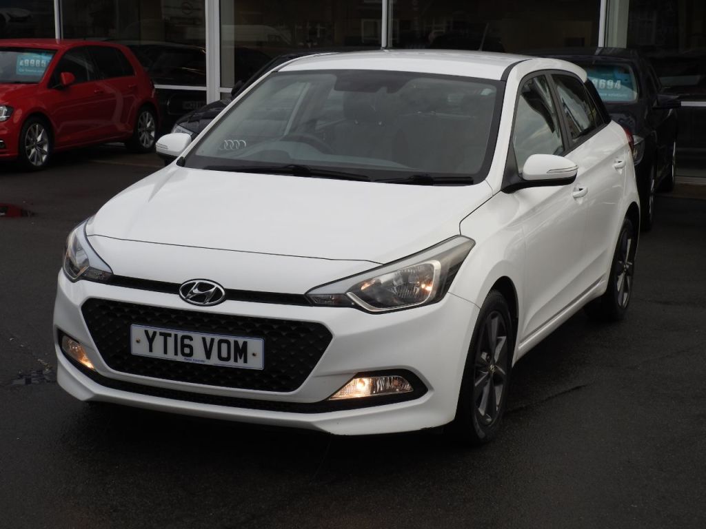 Used Hyundai i20 2016 for sale - 76723520: Photo 1