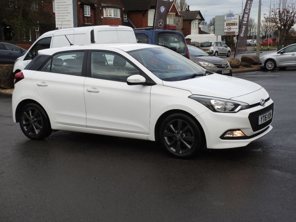 Used Hyundai i20 2016 for sale - 76723520: Photo 11
