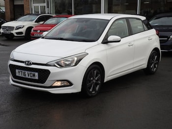 Used Hyundai i20 2016 for sale - 76723520: Photo