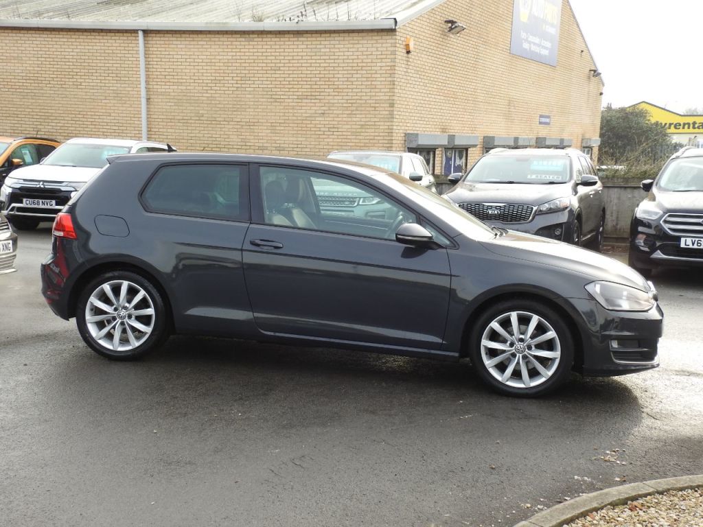 Used Volkswagen Golf 2013 for sale - 77138807: Photo 5