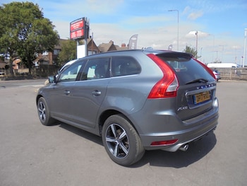 Used Volvo XC60 2017 for sale - 79536320: Photo
