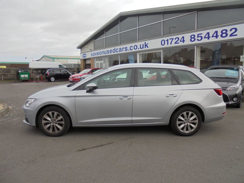 Used SEAT Leon 2019 for sale - 76469358: Photo 1