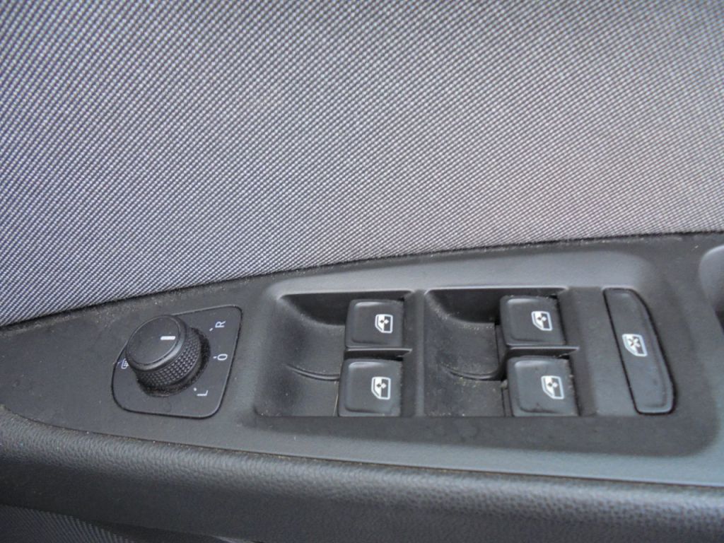 Used SEAT Leon 2019 for sale - 76469358: Photo 9