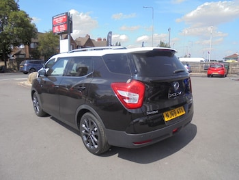Used Ssangyong Tivoli 2020 for sale - 79430056: Photo