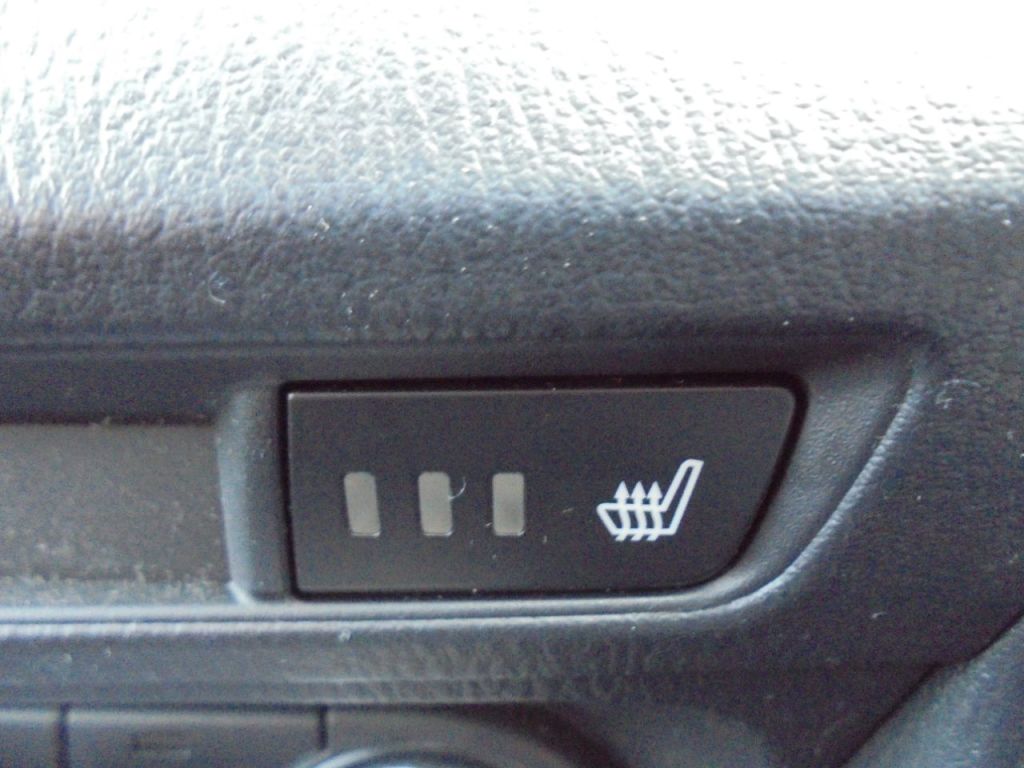 Used Mazda Mazda3 2015 for sale - 77764120: Photo 13