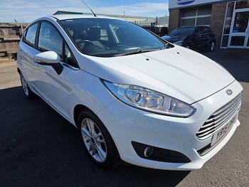 Used Ford Fiesta 2015 for sale - 79449472: Photo