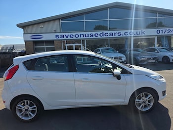 Used Ford Fiesta 2015 for sale - 79449472: Photo