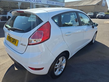 Used Ford Fiesta 2015 for sale - 79449472: Photo
