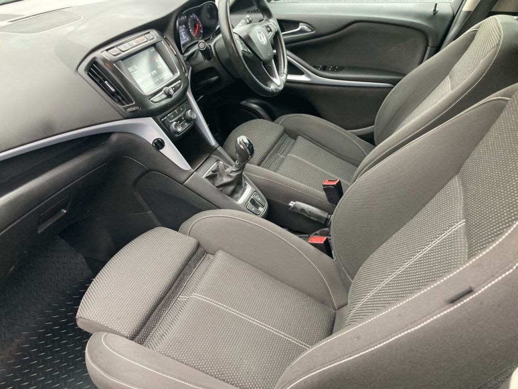 Used Vauxhall Zafira 2017 for sale - 77546228: Photo 6
