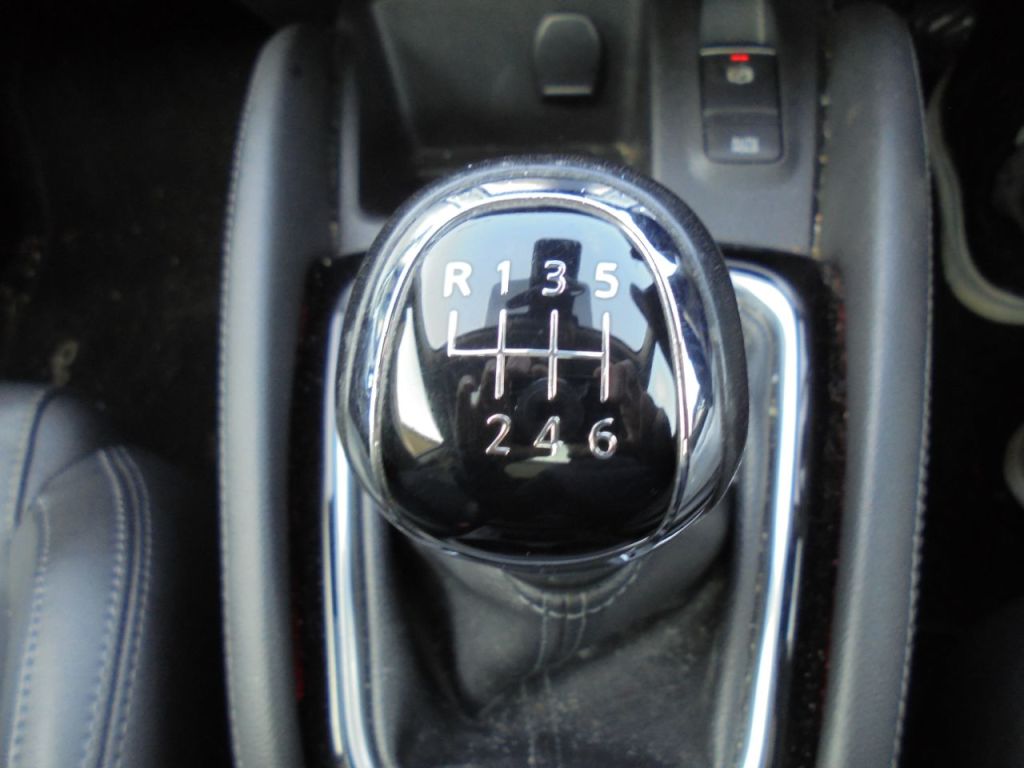 Used Nissan Qashqai 2018 for sale - 77582577: Photo 11