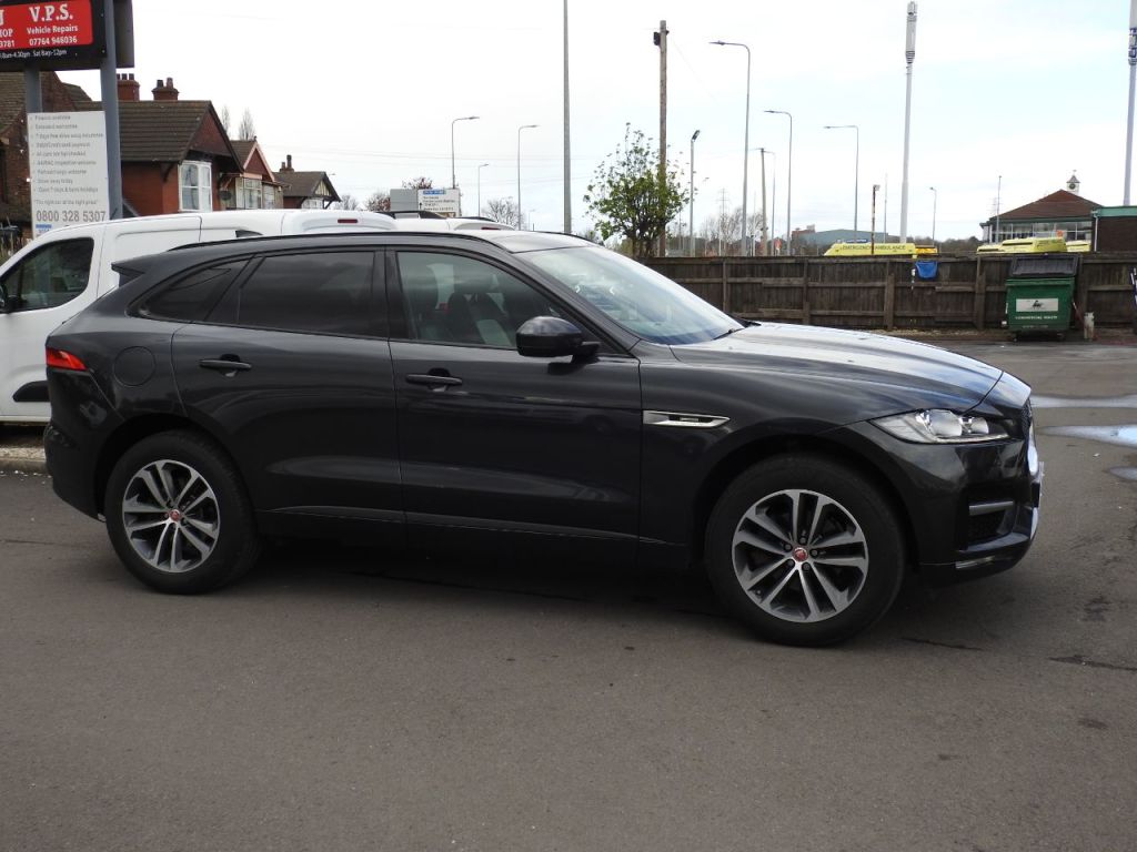 Used Jaguar F-Pace 2017 for sale - 78068026: Photo 10