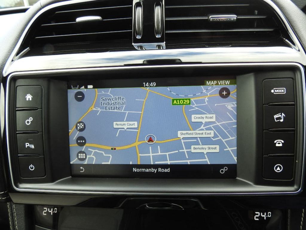 Used Jaguar F-Pace 2017 for sale - 78068026: Photo 22