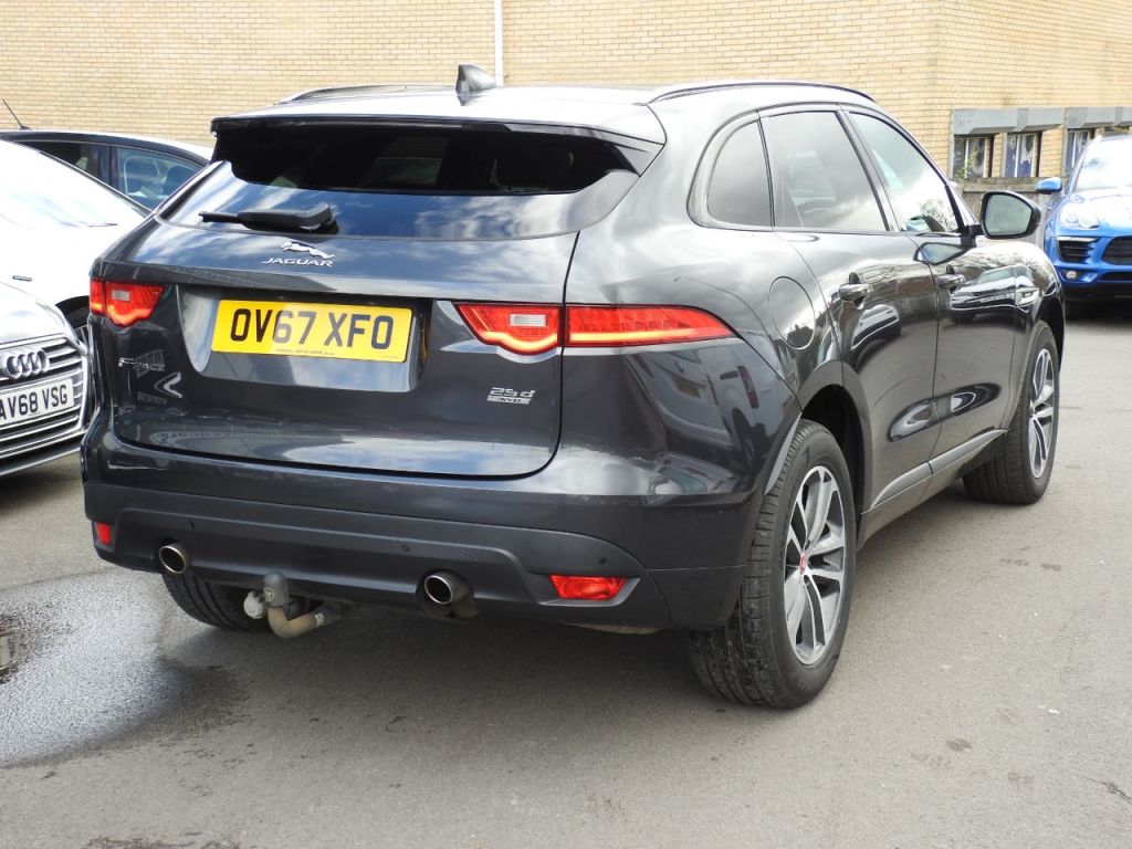 Used Jaguar F-Pace 2017 for sale - 78068026: Photo 9